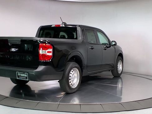 New 2025 Ford Maverick XL image 8
