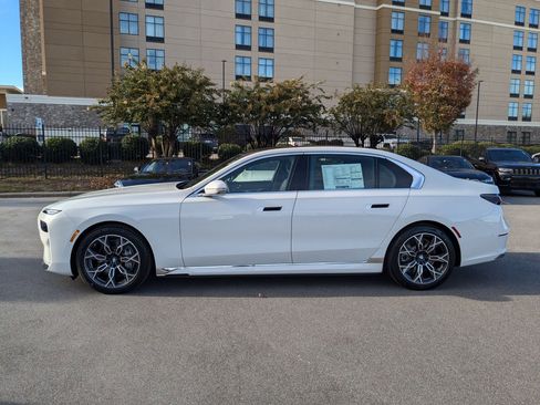 New 2025 BMW i7 eDrive50 w/ Premium Package image 6