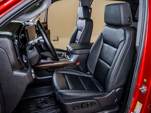 Used 2024 GMC Sierra 1500 Elevation w/ Elevation Premium Package image 29