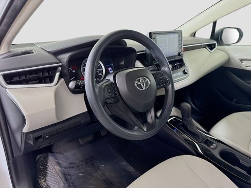 Used 2022 Toyota Corolla LE image 22