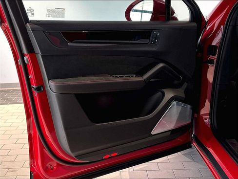New 2026 Porsche Cayenne GTS AWD/4WD image 24