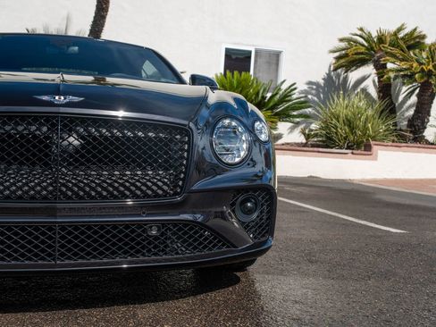 Used 2024 Bentley Continental GT S image 32