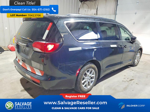 Used 2021 Chrysler Voyager Lxi FWD image 4