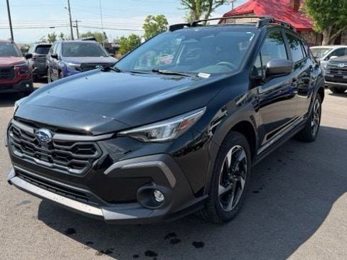 Used 2024 Subaru Crosstrek 2.5i Limited w/ Crosstrek Mirror Package AWD/4WD image 9