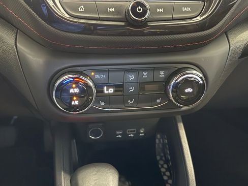 Used 2023 Chevrolet TrailBlazer RS w/ Convenience Package image 17