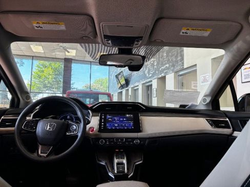 Used 2018 Honda Clarity Plug-In Hybrid image 28