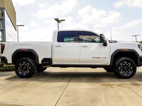 Used 2026 GMC Sierra 2500 AT4X AWD/4WD image 6