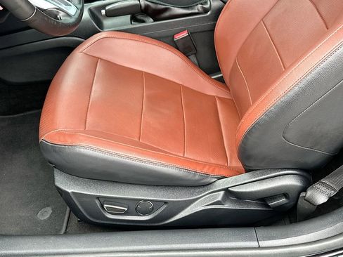 Used 2017 Ford Mustang GT Premium w/ Equipment Group 401A RWD image 8