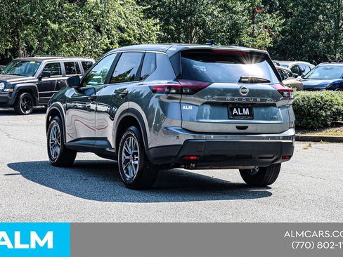 Used 2024 Nissan Rogue S AWD/4WD image 8