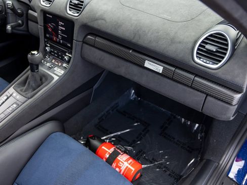 Used 2023 Porsche 718 Cayman GT4 RS image 55