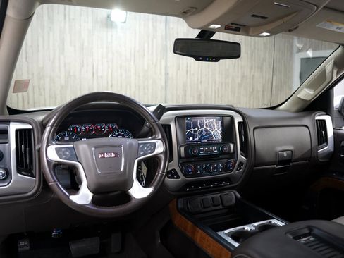 Used 2018 GMC Sierra 1500 SLT w/ SLT Premium Package image 11