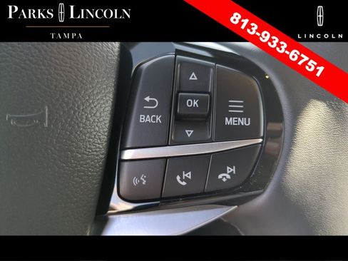 Used 2022 Ford Explorer Platinum w/ Equipment Group 601A AWD/4WD image 30