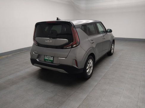 Used 2024 Kia Soul LX w/ Option Group 015 image 9