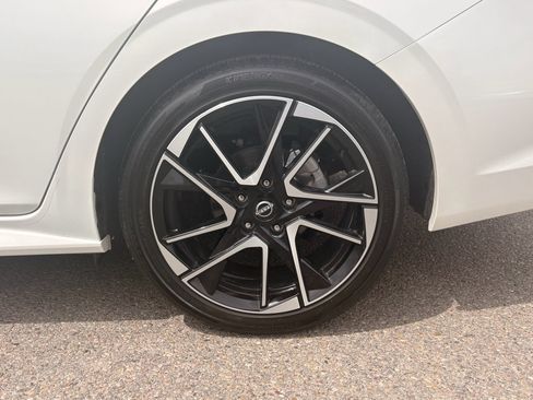 Certified 2024 Nissan Sentra SR FWD image 8