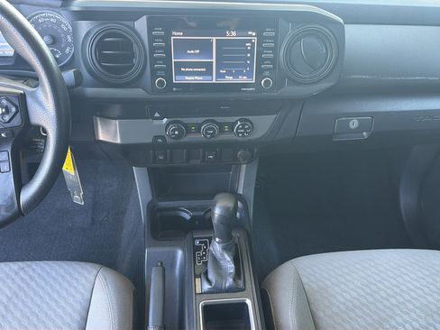 Used 2022 Toyota Tacoma SR RWD image 8