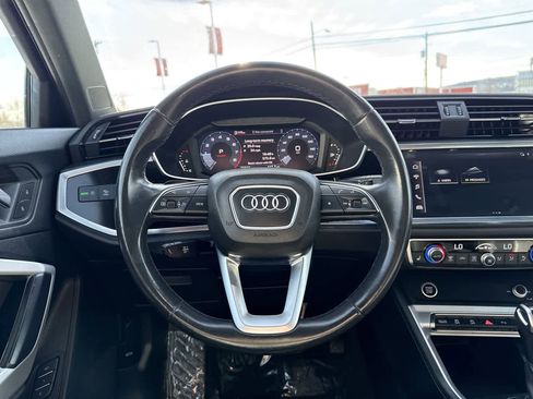 Used 2023 Audi Q3 2.0T Premium image 16