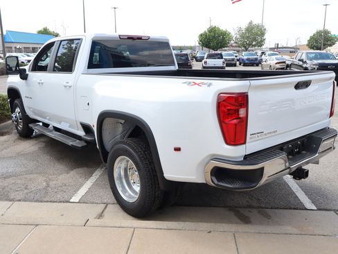 New 2026 Chevrolet Silverado 3500 LT w/ Safety Package AWD/4WD image 10