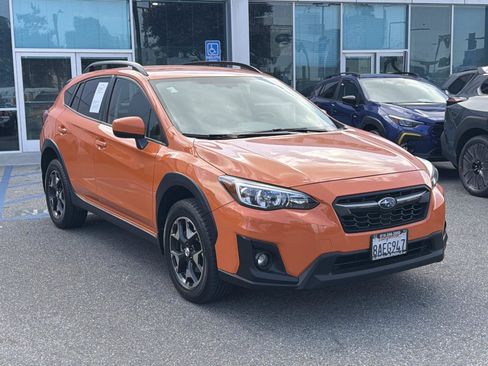 Used 2018 Subaru Crosstrek 2.0i Premium w/ Eyesight System AWD/4WD image 3