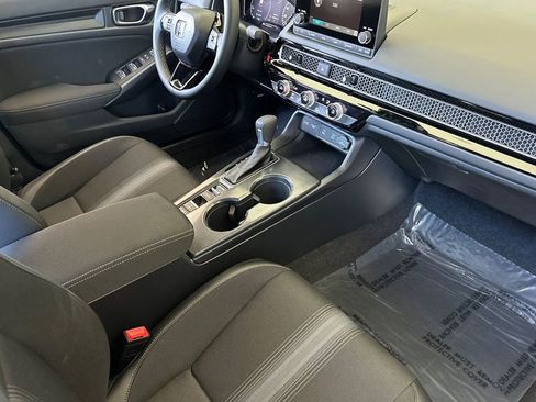 New 2025 Honda Civic Sport image 17