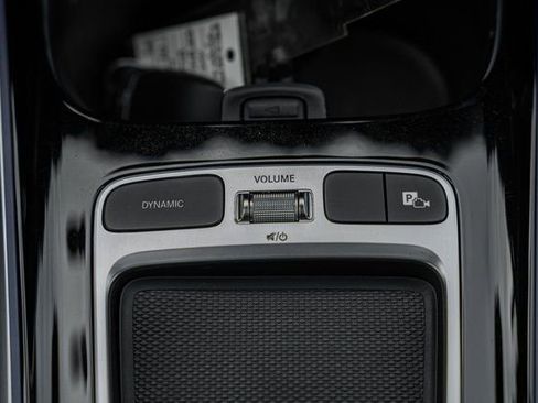 Certified 2024 Mercedes-Benz GLB 250 4MATIC w/ Winter Heating Package image 26