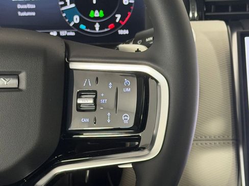 Used 2026 Land Rover Discovery Sport Landmark image 18