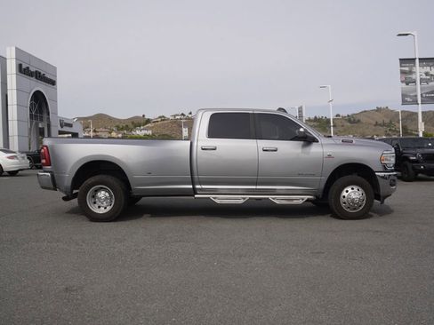 Used 2022 RAM 3500 Big Horn w/ Level C Equiment Group image 3