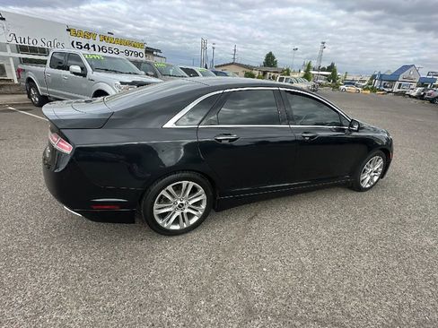 Used 2014 Lincoln MKZ AWD w/ Equipment Group 102A Reserve image 3