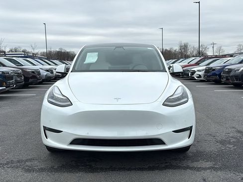 Used 2021 Tesla Model Y Long Range image 2