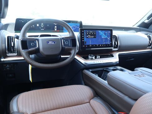 New 2027 Ford Expedition King Ranch AWD/4WD image 2