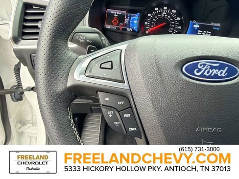 Used 2022 Ford Edge ST image 26
