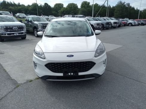 Used 2022 Ford Escape SEL w/ Technology Package AWD/4WD image 2