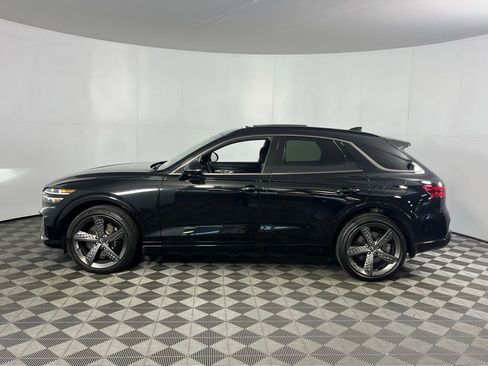 Used 2023 Genesis GV70 3.5T Sport w/ Sport Prestige Package AWD/4WD image 11