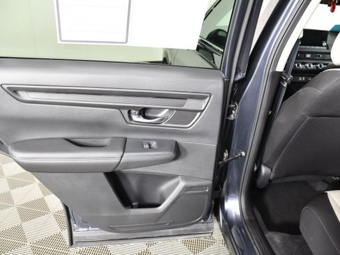 Certified 2025 Honda CR-V EX image 45