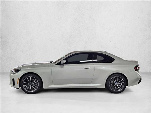 Certified 2025 BMW 230i xDrive Coupe w/ Convenience Package AWD/4WD image 5