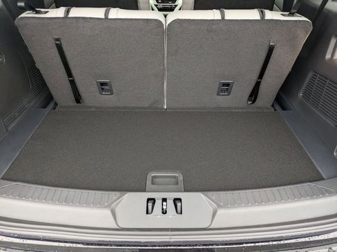 New 2026 Ford Explorer Active w/ Active Comfort Package image 7