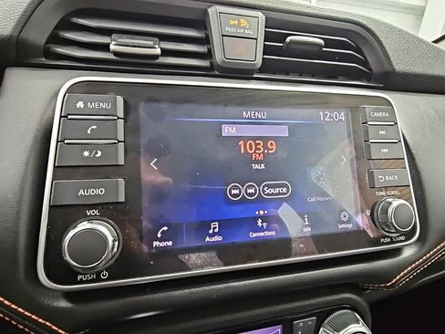 Used 2021 Nissan Versa SR w/ Convenience Package image 13