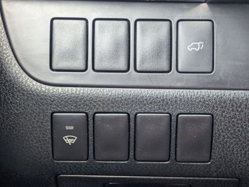 Used 2016 Toyota Highlander XLE AWD/4WD image 22
