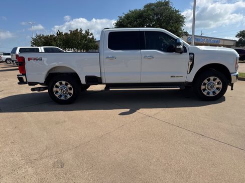 Used 2023 Ford F350 Lariat w/ Chrome Package AWD/4WD image 8