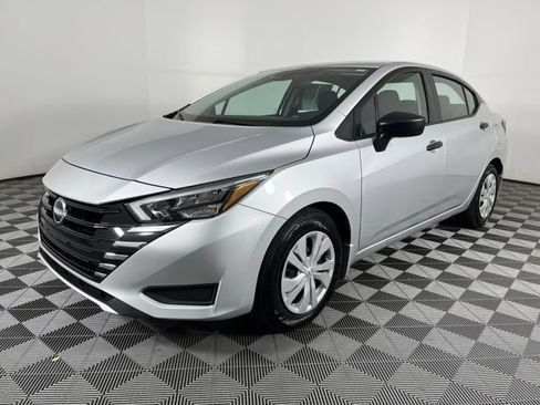 Certified 2025 Nissan Versa S w/ Trunk Package FWD image 6
