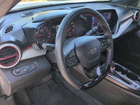 Used 2025 Chevrolet Trax RS w/ Driver Confidence Package FWD image 10