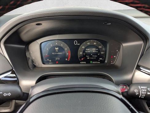 Certified 2025 Acura ADX A-Spec image 11