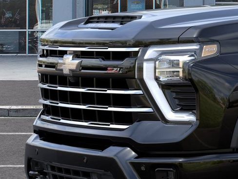 New 2026 Chevrolet Silverado 2500 LT w/ Z71 Chrome Sport Edition AWD/4WD image 14