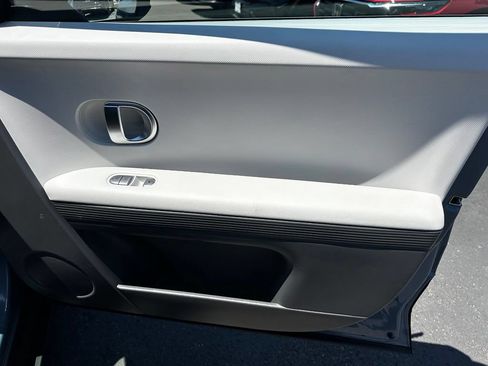 Used 2024 Hyundai Ioniq 5 SEL RWD image 15