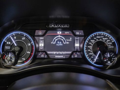 Used 2022 RAM 2500 Limited w/ Off Road Package image 18