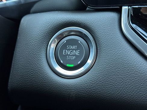 New 2026 GMC Canyon Elevation w/ Technology Package RWD image 21