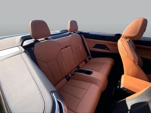 Used 2026 BMW M440i Convertible RWD image 19