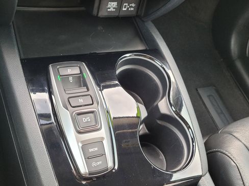 Used 2020 Honda Pilot Touring image 14