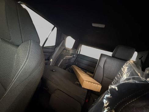 New 2026 Toyota 4Runner SR5 AWD/4WD image 22