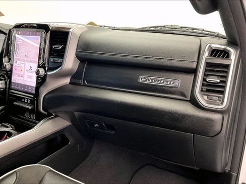 Used 2025 RAM 1500 Laramie AWD/4WD image 16