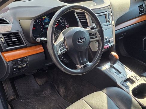 Used 2013 Subaru Outback 2.5i Limited w/ Moonroof Pkg AWD/4WD image 21